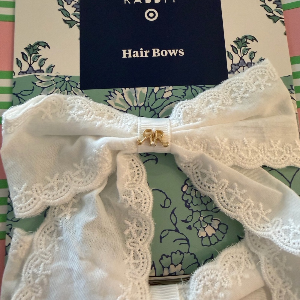 Roller Rabbit White Lace Ribbon Hair Clips - Picture 1 of 6